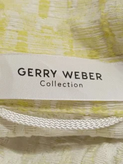 Blazer><noscript><img width=