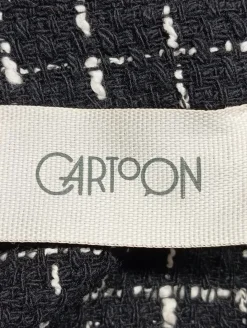 Kostüm Größe 38-Carton Clearance