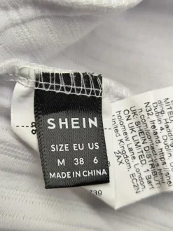 Anzüge><noscript><img width=