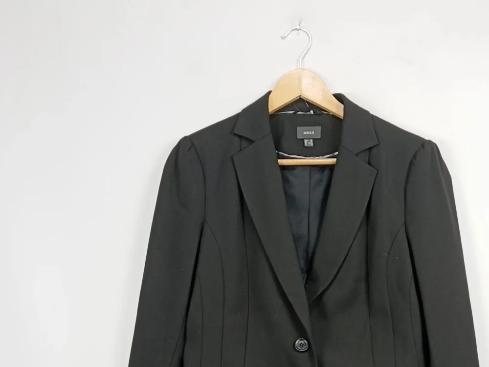 Anzüge> Kostüm Größe 40 schwarz