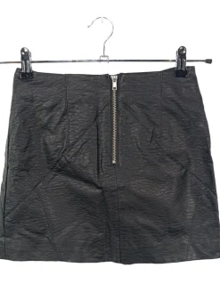 Röcke>H&M Kunstlederrock Größe 34 schwarz