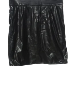 Kunstlederrock Größe 38-Selma Omari x NA-KD Hot