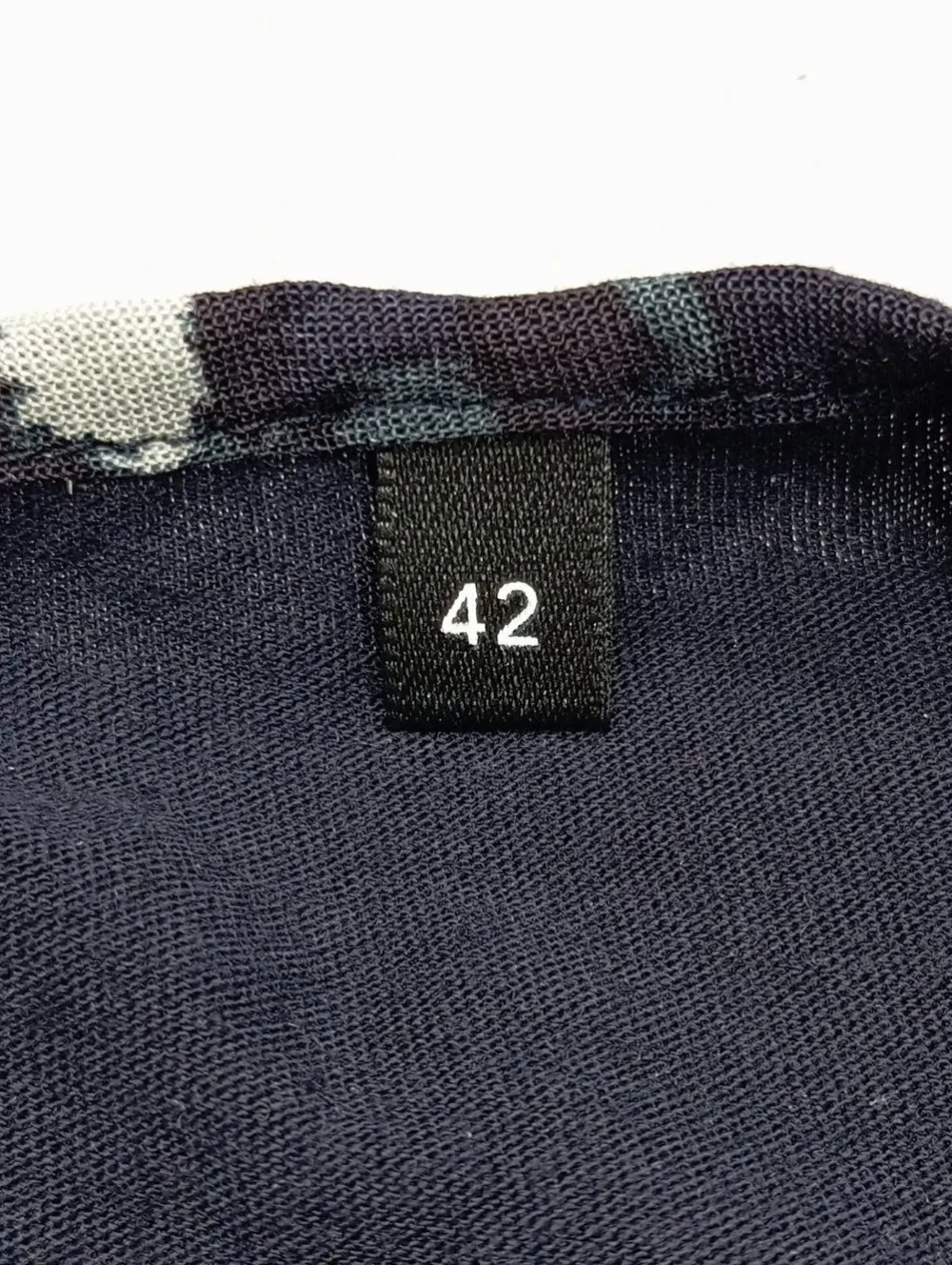 Kurzarm-Bluse Größe 42-Opus Hot