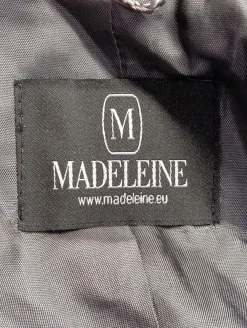 Blazer><noscript><img width=