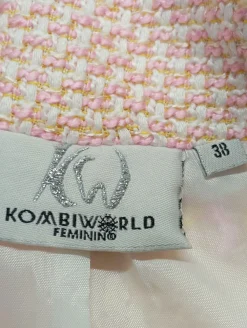 Blazer><noscript><img width=