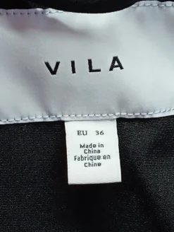 Kurz-Blazer Größe 36-Vila