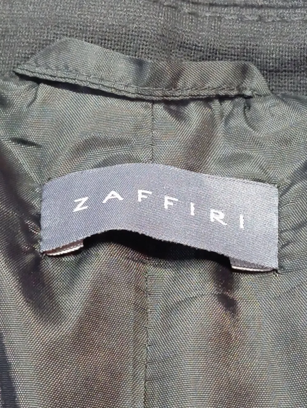 Blazer>zaffiri Kurz-Blazer Größe 40 schwarz