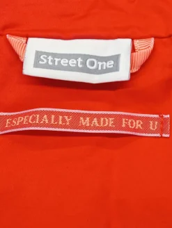 Blazer><noscript><img width=