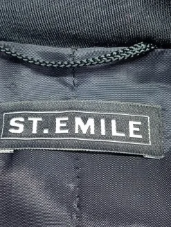 Blazer><noscript><img width=