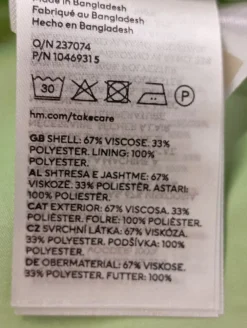 Blazer><noscript><img width=