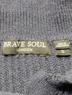 Pullover><noscript><img width=