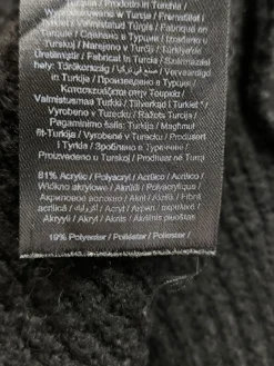 Pullunder><noscript><img width=