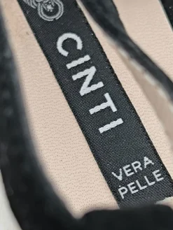 Ballerinas><noscript><img width=