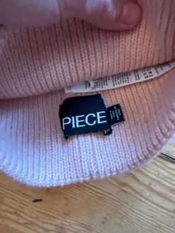 Mütze-Pieces Clearance