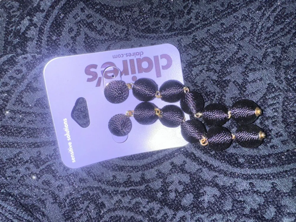 Ohrringe> Ohrring schwarz