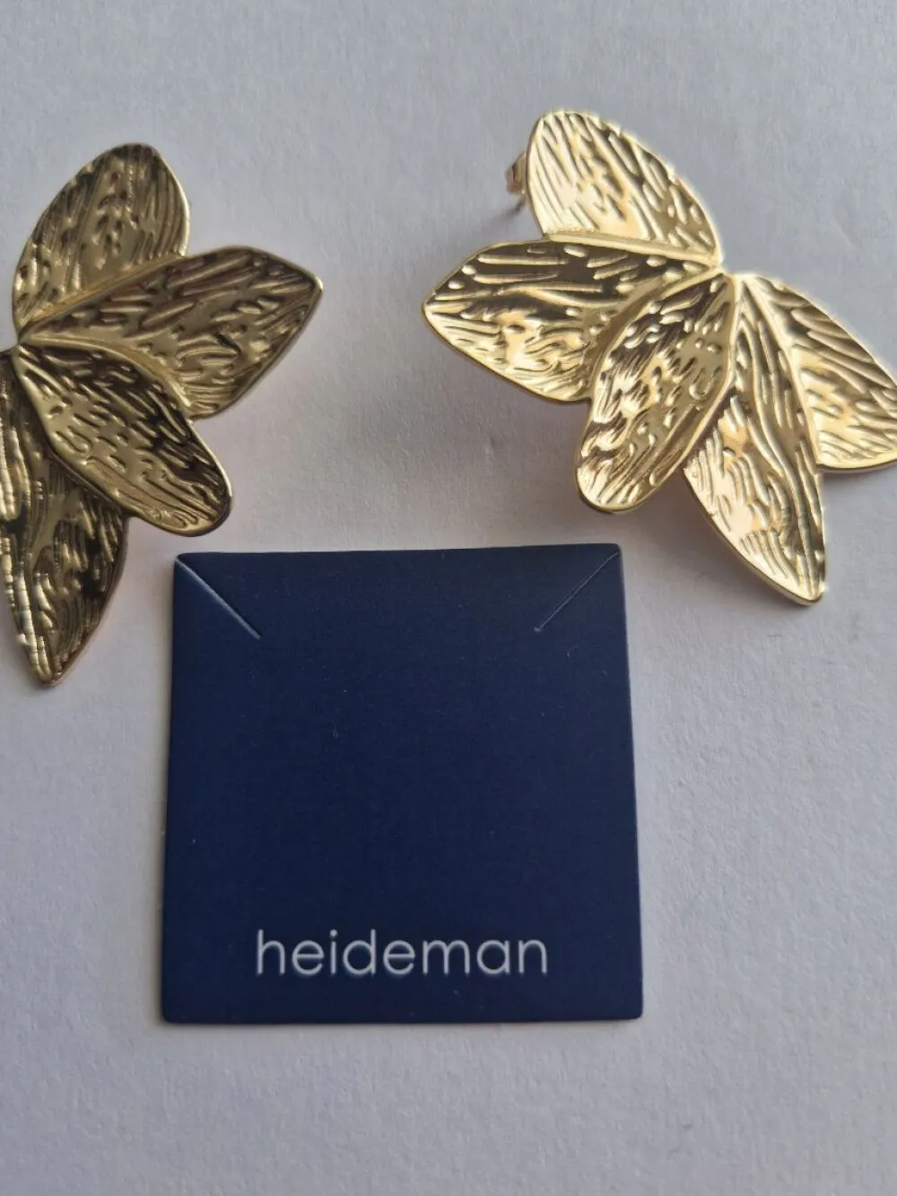 Ohrringe> Ohrstecker goldfarben