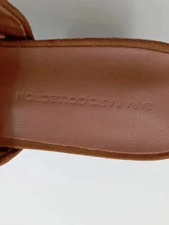 Pantoletten><noscript><img width=