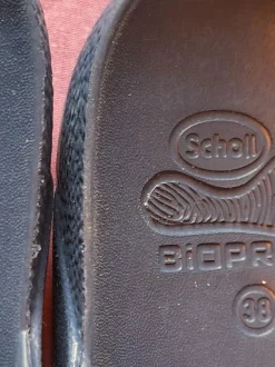 Pantoletten><noscript><img width=