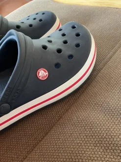 Pantoletten><noscript><img width=