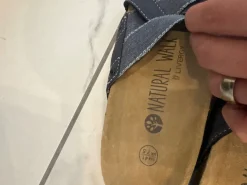 Pantoletten><noscript><img width=