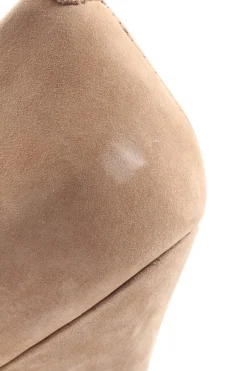 Pumps><noscript><img width=