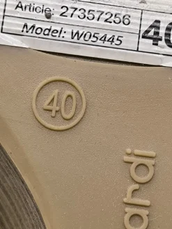 Peeptoe Pumps Größe 40-t.taccardi Outlet