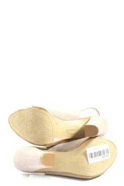 Pumps><noscript><img width=