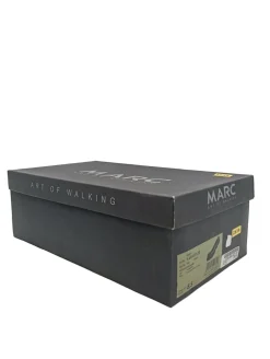 Pumps><noscript><img width=