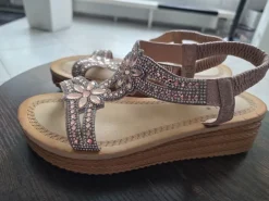 Sandalen><noscript><img width=