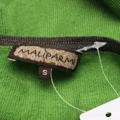 Pullover><noscript><img width=