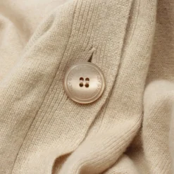 Pullover><noscript><img width=