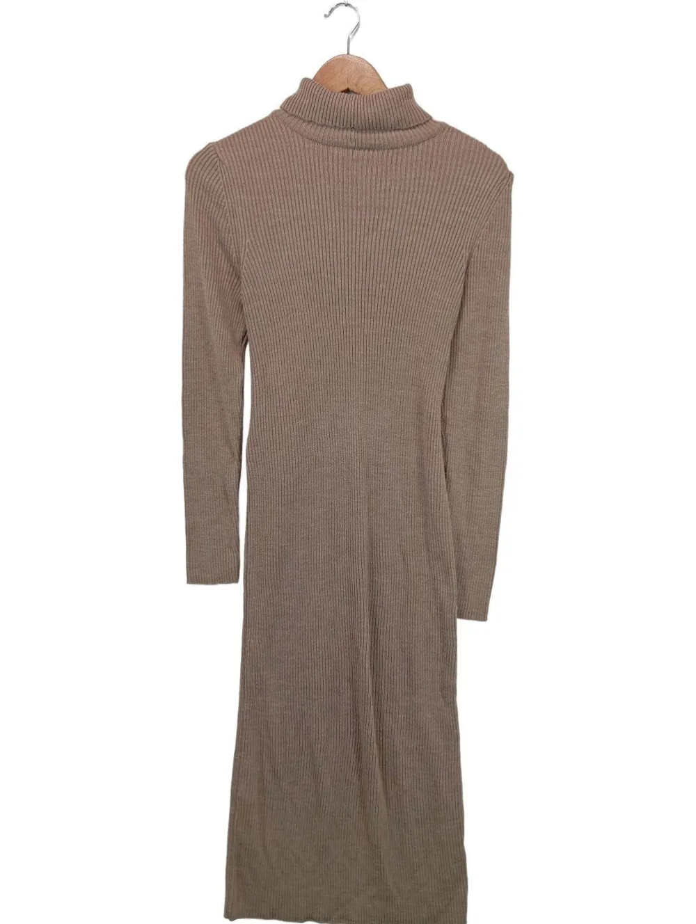 Kleider>Asos Pulloverkleid Größe 40 hellbraun