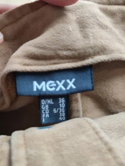 Pullunder><noscript><img width=