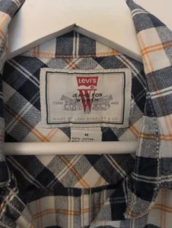 Pullunder><noscript><img width=