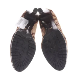 Pumps><noscript><img width=