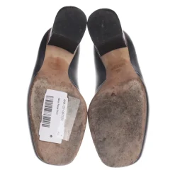 Pumps><noscript><img width=