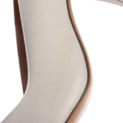 Pumps><noscript><img width=