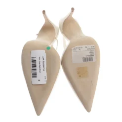 Pumps><noscript><img width=