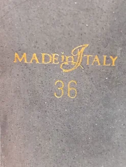 Stiefeletten><noscript><img width=