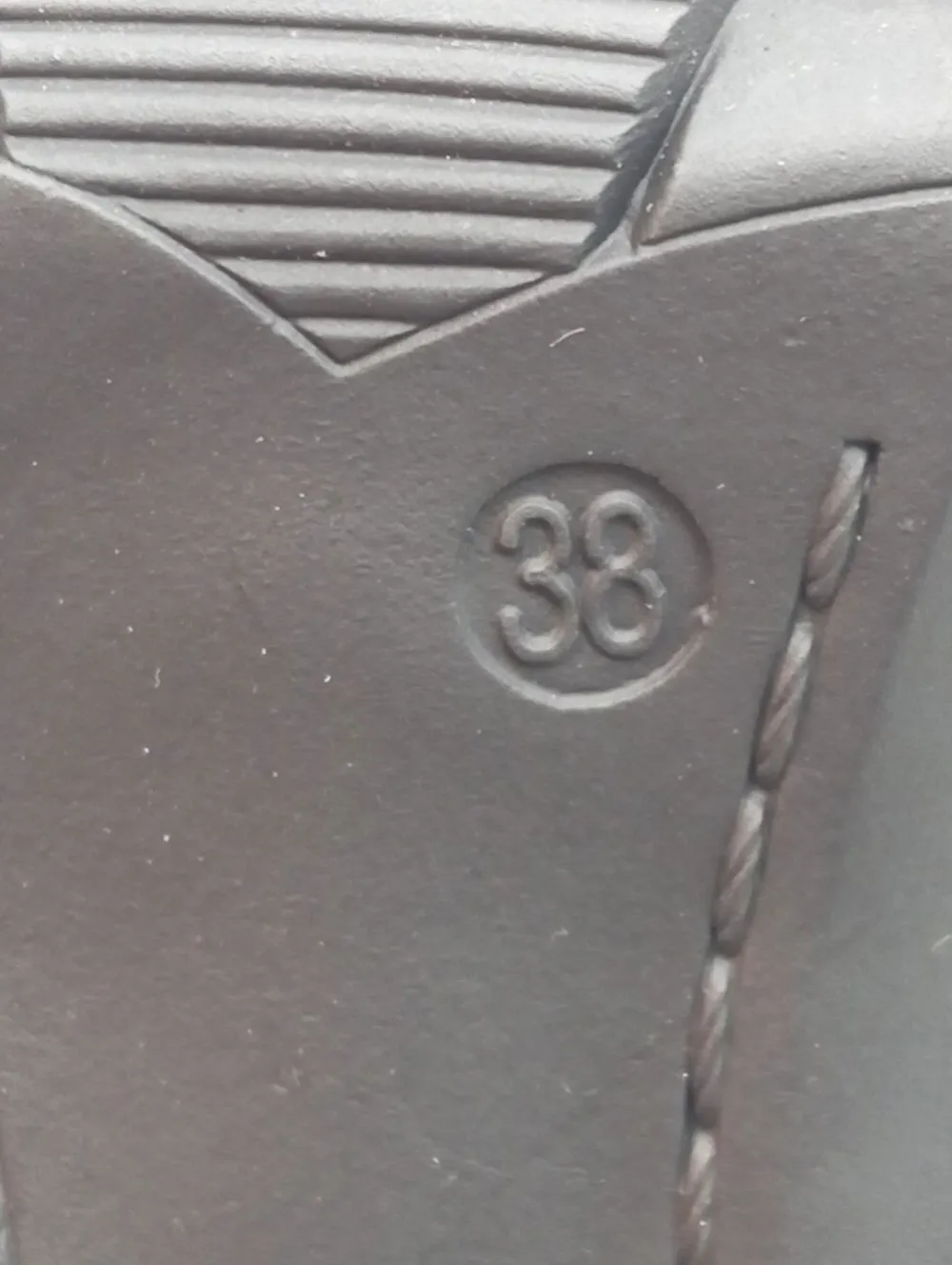 Reißverschluss-Stiefeletten Größe 38-CityLine Best