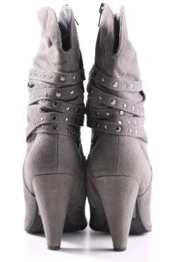 Stiefeletten><noscript><img width=