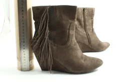 Stiefeletten><noscript><img width=