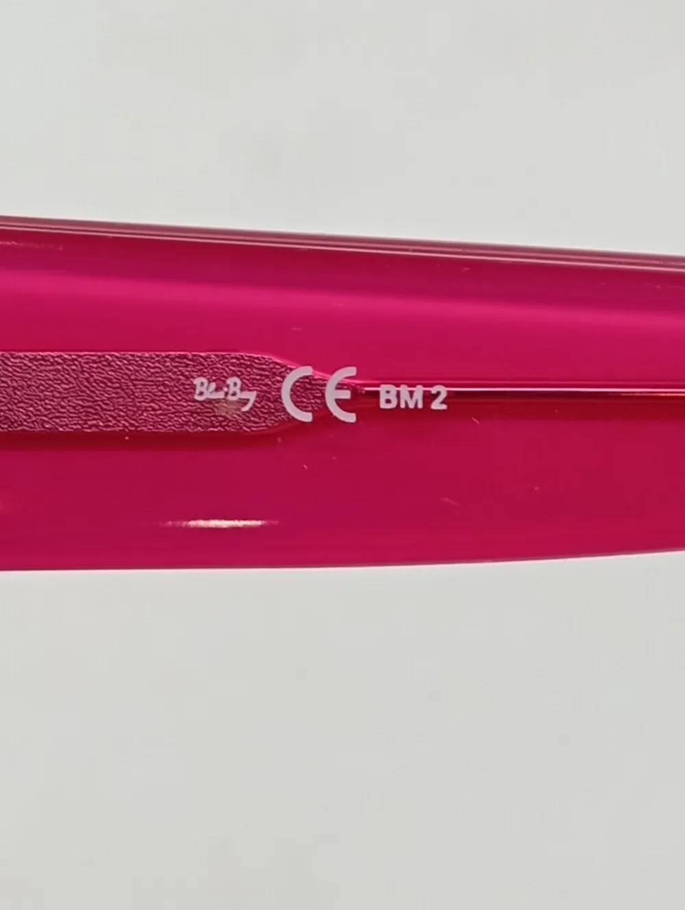 Sonnenbrillen>Bluebay Retro Brille rot