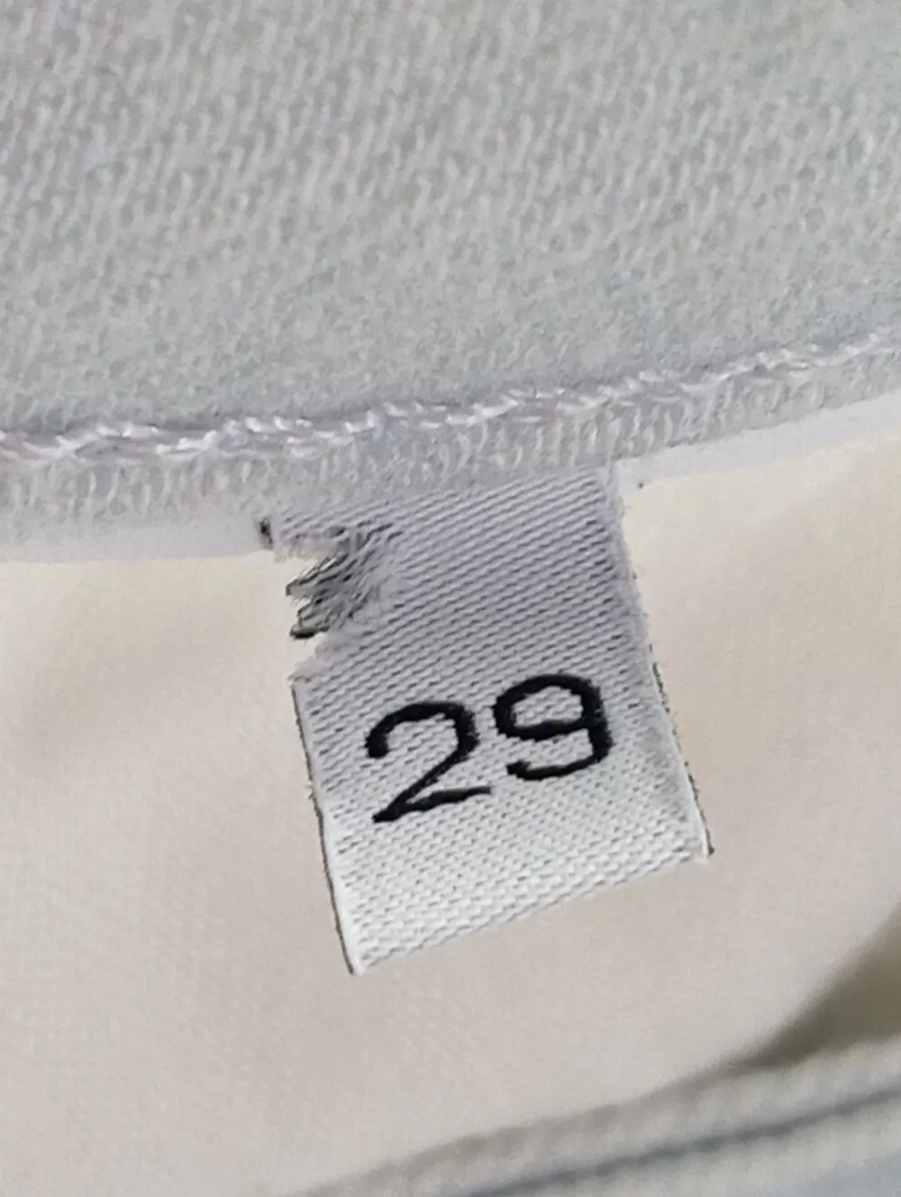 Röhrenjeans Größe 38-Guess Sale