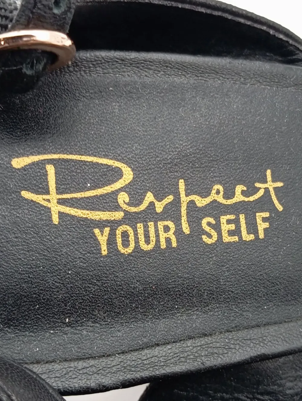 Sandaletten>perfect Riemchen-Sandaletten Größe 37 rotschwarz