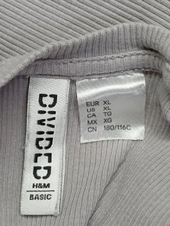 Shirts><noscript><img width=