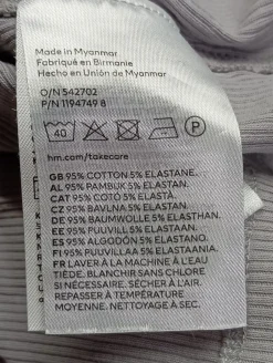 Shirts><noscript><img width=