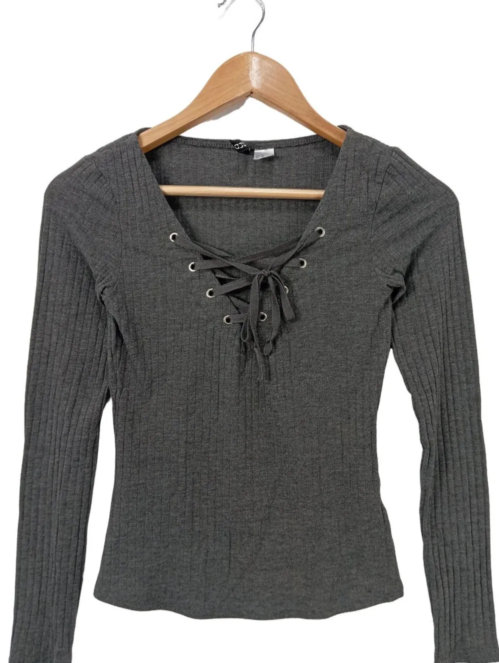 Shirts>H&M Divided Rippshirt Größe 34 schwarz