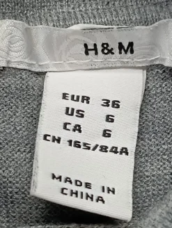 Pullover><noscript><img width=