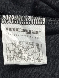 Shirts><noscript><img width=